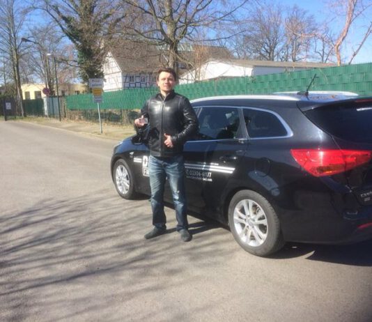 GLÜCKLICH BESTANDEN