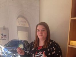 GLÜCKLICH BESTANDEN